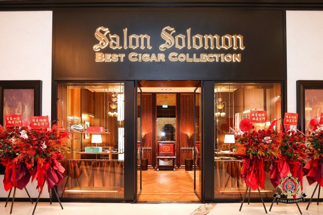  Salon Solomon �������ѷ���פ��������÷, ����ѩ�����������ʽ�µر�